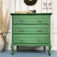 Dixie Belle Kudzu Chalk Paint